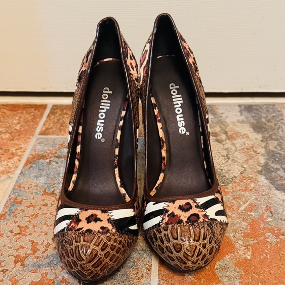 NWOT! Dollhouse Retro Style Browns, Blacks, Creams Multi-Animal Print Heels! - Picture 5 of 15